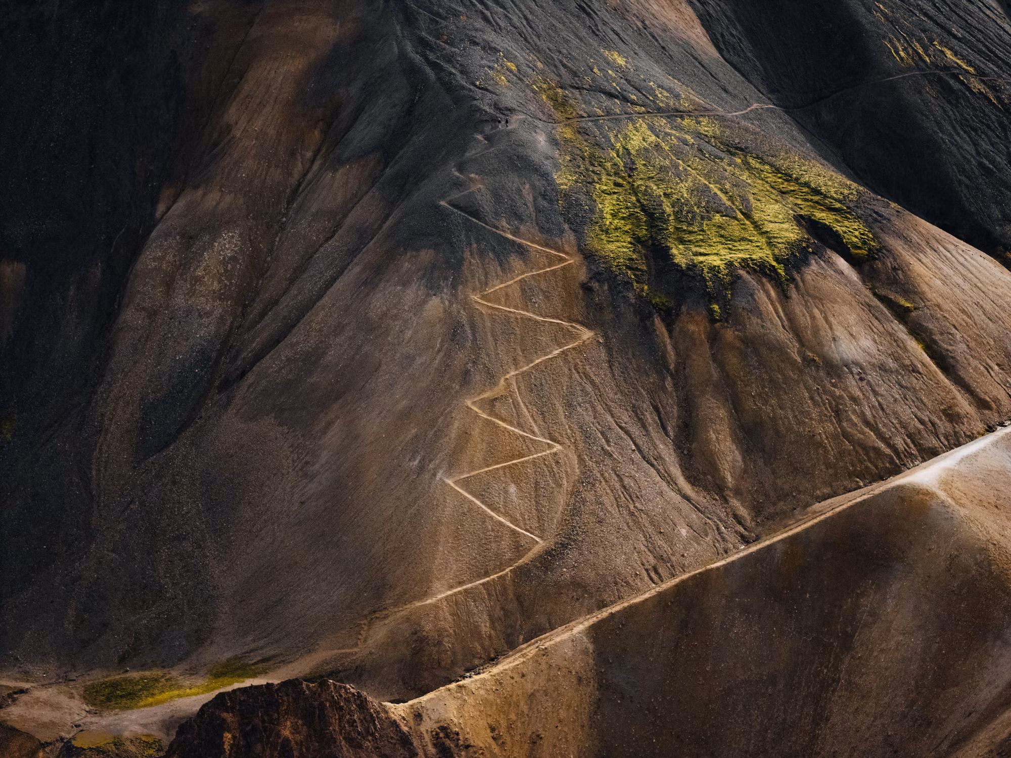 Exploring the Thrill of Mud Off-Roading: A Comprehensive Guide